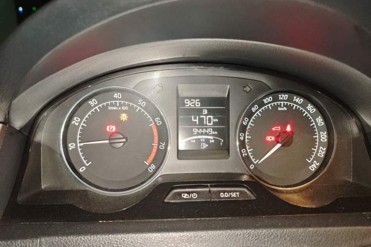 Used Skoda Rapid Spaceback 2014 1.6L Manual Enjoyment Edition Instrument Cluster