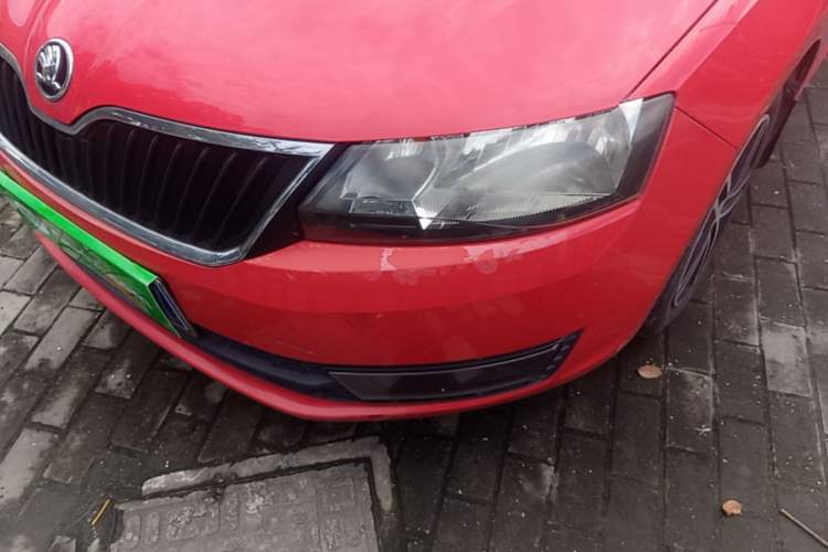 Used Skoda Rapid Spaceback 2014 1.6L Automatic Enjoyment Edition Left Front Headlight