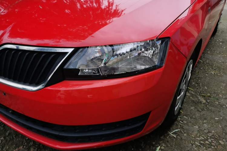 Used Skoda Rapid Spaceback 2014 1.6L Automatic Enjoyment Edition Left Front Headlight