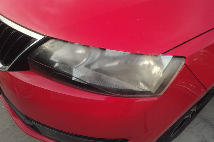 Used Skoda Rapid Spaceback 2014 1.6L Automatic Enjoyment Edition Left Front Headlight