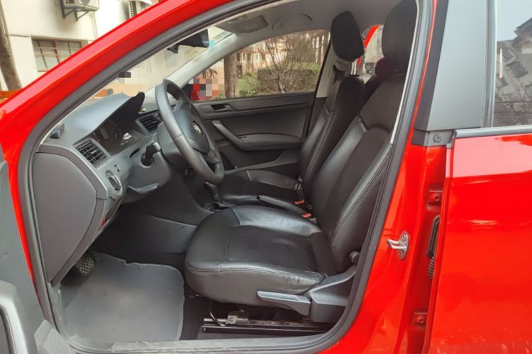 Used Skoda Rapid Spaceback 2014 1.6L Automatic Enjoyment Edition Left Front Seat