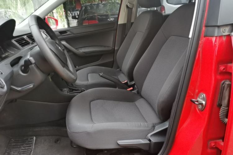 Used Skoda Rapid Spaceback 2014 1.6L Automatic Enjoyment Edition Left Front Seat