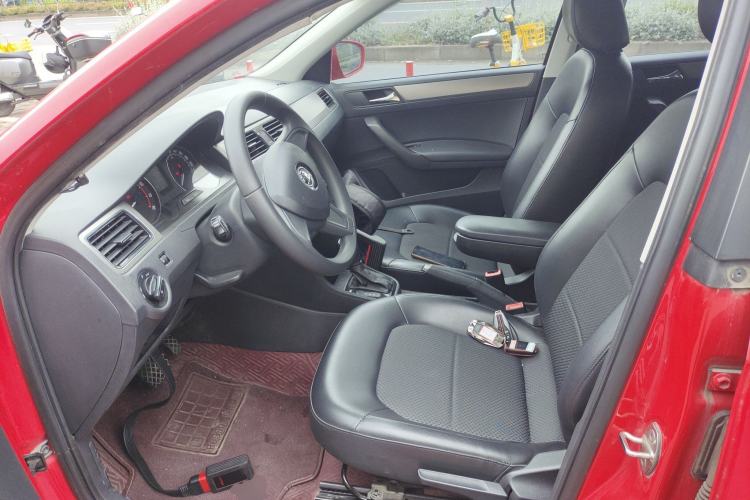 Used Skoda Rapid Spaceback 2014 1.6L Automatic Enjoyment Edition Left Front Seat