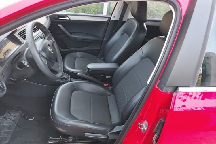 Used Skoda Rapid Spaceback 2014 1.6L Automatic Enjoyment Edition Left Front Seat