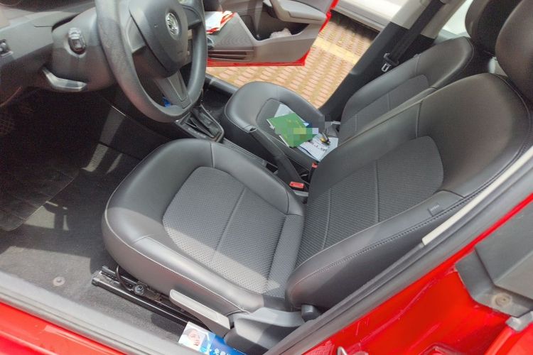 Used Skoda Rapid Spaceback 2014 1.6L Automatic Enjoyment Edition Left Front Seat