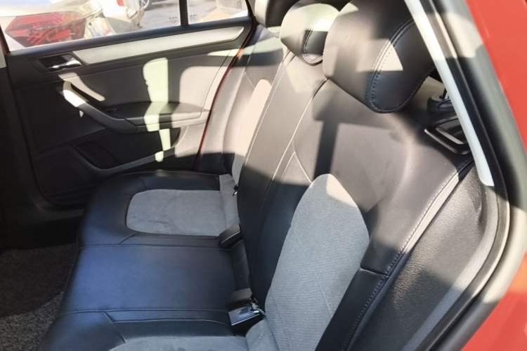 Used Skoda Rapid Spaceback 2014 1.6L Automatic Enjoyment Edition Left Rear Seat