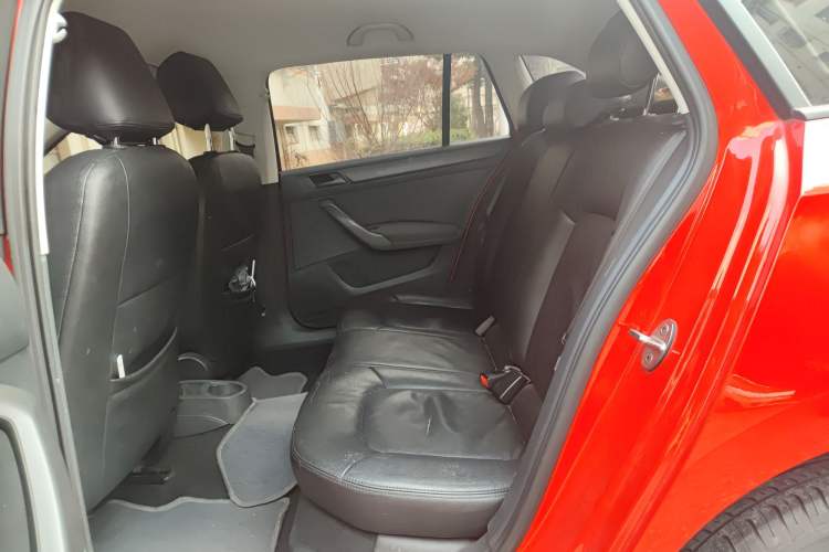 Used Skoda Rapid Spaceback 2014 1.6L Automatic Enjoyment Edition Left Rear Seat