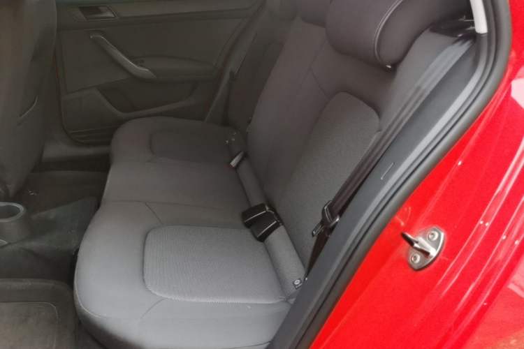 Used Skoda Rapid Spaceback 2014 1.6L Automatic Enjoyment Edition Left Rear Seat