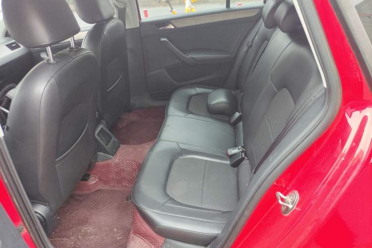 Used Skoda Rapid Spaceback 2014 1.6L Automatic Enjoyment Edition Left Rear Seat