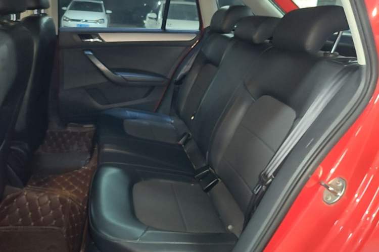 Used Skoda Rapid Spaceback 2014 1.6L Automatic Enjoyment Edition Left Rear Seat