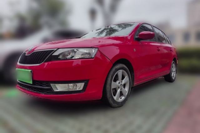 Used Skoda Rapid Spaceback 2014 1.6L Automatic Enjoyment Edition
