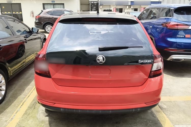 Used Skoda Rapid Spaceback 2014 1.6L Automatic Enjoyment Edition Rear