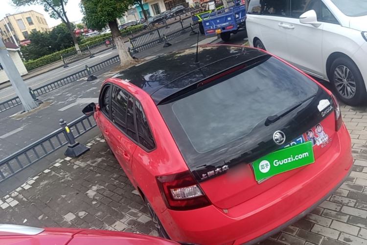 Used Skoda Rapid Spaceback 2014 1.6L Automatic Enjoyment Edition Rear Left 45 Deg