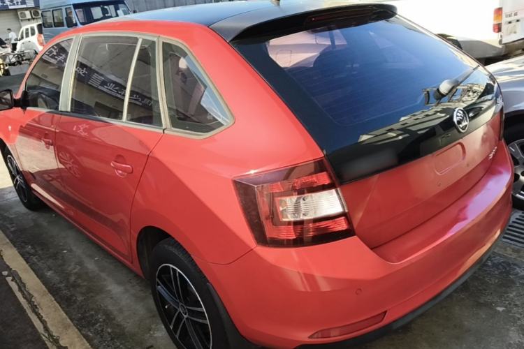 Used Skoda Rapid Spaceback 2014 1.6L Automatic Enjoyment Edition Rear Left 45 Deg