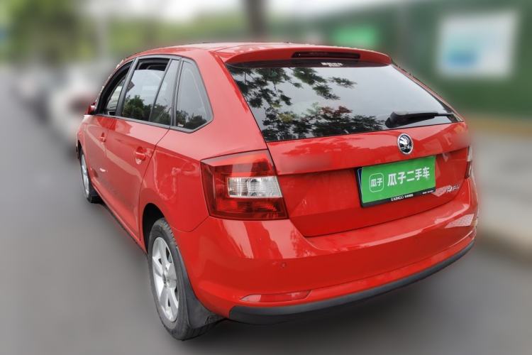 Used Skoda Rapid Spaceback 2014 1.6L Automatic Enjoyment Edition Rear Left 45 Deg