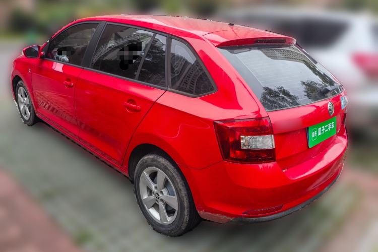 Used Skoda Rapid Spaceback 2014 1.6L Automatic Enjoyment Edition Rear Left 45 Deg