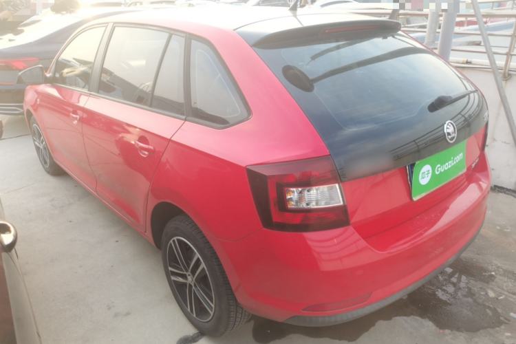 Used Skoda Rapid Spaceback 2014 1.6L Automatic Enjoyment Edition Rear Left 45 Deg