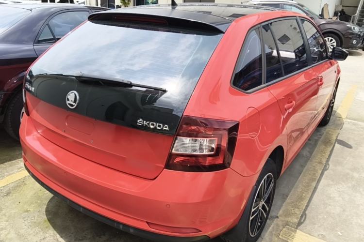 Used Skoda Rapid Spaceback 2014 1.6L Automatic Enjoyment Edition Rear Right 45 Deg