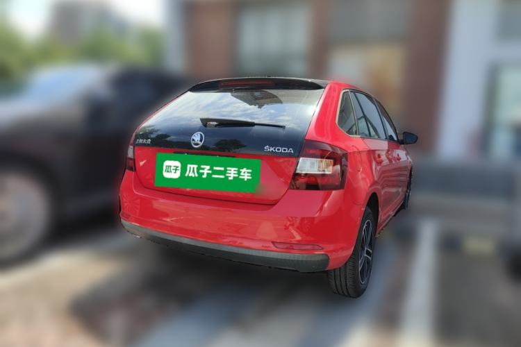 Used Skoda Rapid Spaceback 2014 1.6L Automatic Enjoyment Edition Rear Right 45 Deg