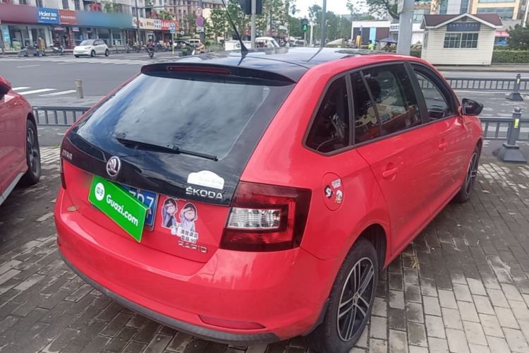Used Skoda Rapid Spaceback 2014 1.6L Automatic Enjoyment Edition Rear Right 45 Deg
