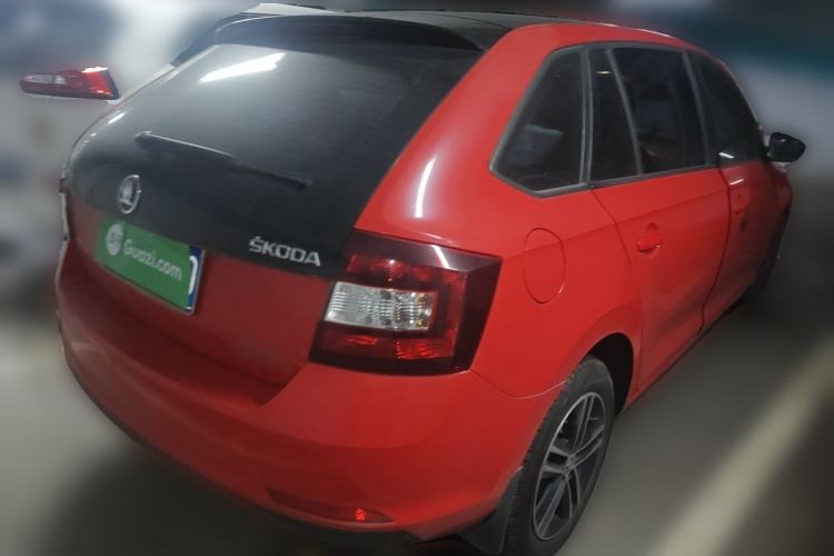 Used Skoda Rapid Spaceback 2014 1.6L Manual Enjoyment Edition Rear Right 45 Deg