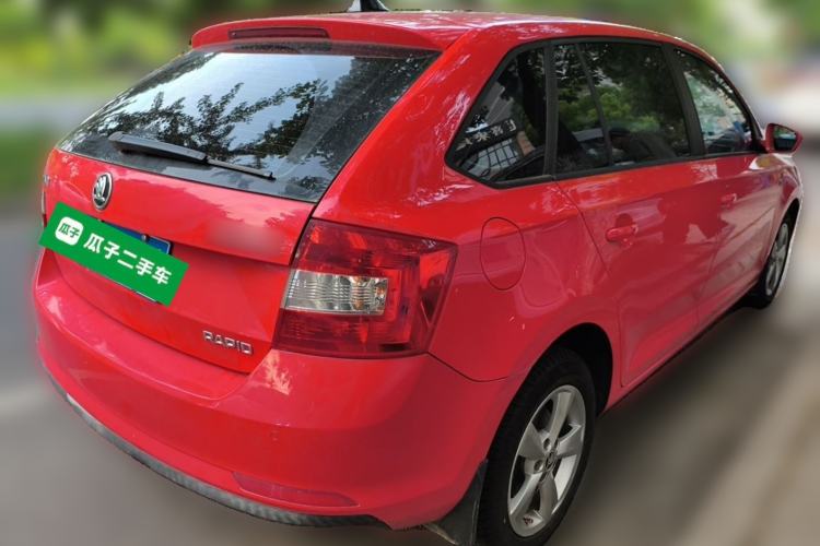 Used Skoda Rapid Spaceback 2014 1.6L Automatic Enjoyment Edition Rear Right 45 Deg