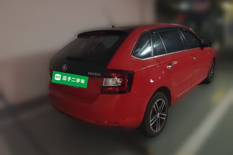 Used Skoda Rapid Spaceback 2014 1.6L Manual Enjoyment Edition Rear Right 45 Deg