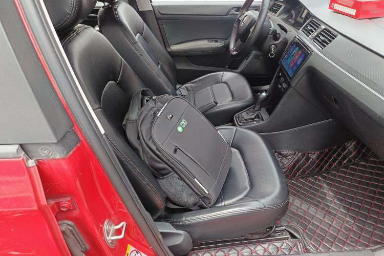 Used Skoda Rapid Spaceback 2014 1.6L Automatic Enjoyment Edition Right Front Seat