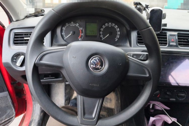 Used Skoda Rapid Spaceback 2014 1.6L Manual Enjoyment Edition Steering Wheel