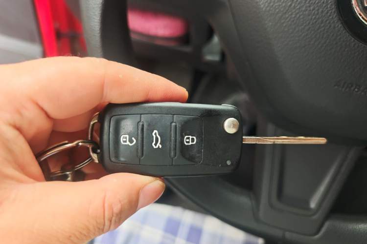 Used Skoda Rapid Spaceback 2014 1.6L Automatic Enjoyment Edition Vehicle Key