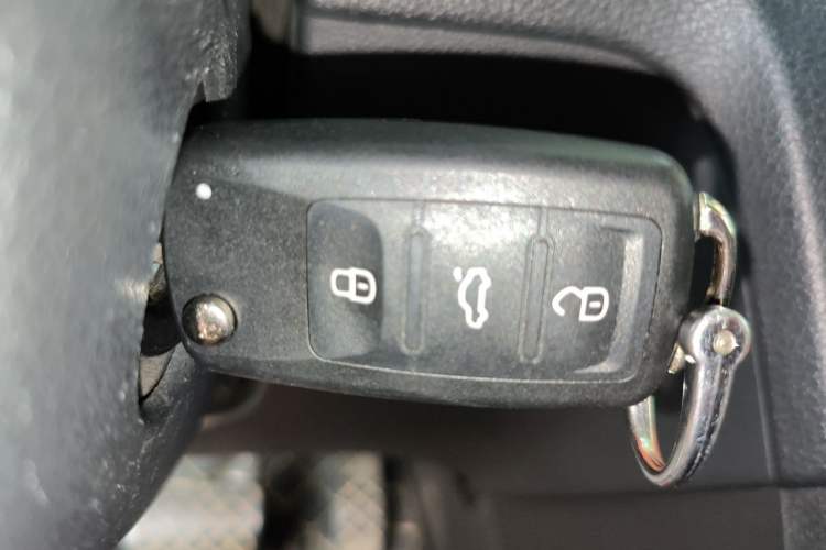 Used Skoda Rapid Spaceback 2014 1.6L Automatic Enjoyment Edition Vehicle Key