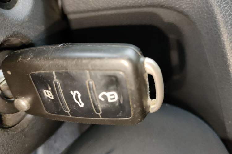 Used Skoda Rapid Spaceback 2014 1.6L Automatic Enjoyment Edition Vehicle Key