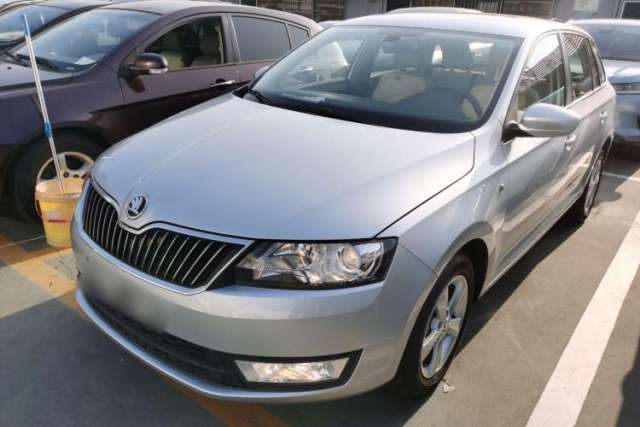 Used Skoda Rapid Spaceback 2014 1.4 TSI DSG Comfort Edition