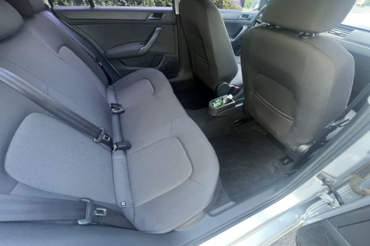 Used Skoda Rapid Spaceback 2014 1.6L Manual Enjoyment Edition Interior 1