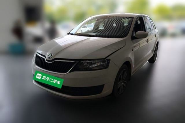 Used Skoda Rapid Spaceback 2014 1.6L Automatic Enjoyment Edition