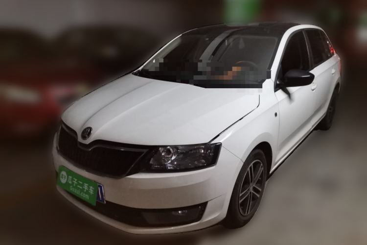 Used Skoda Rapid Spaceback Škoda Octavia Combi 1.6 automatic 5-seater, gasoline-powered Guazi used car, China used car export, Used car for sale, Used  cars, Cheapest cars for sale