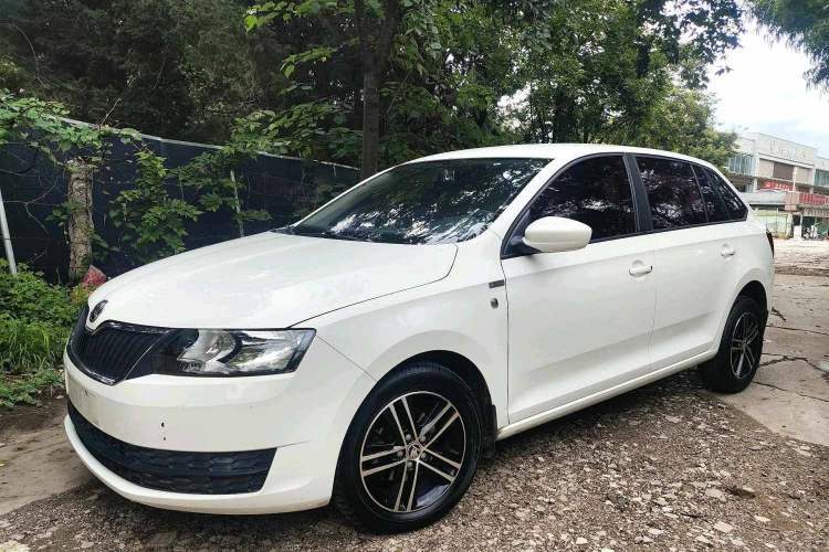 Used Skoda Rapid Spaceback 2014 1.6L Automatic Enjoyment Edition Guazi used car, China used car export, Used car for sale, Used cars, Cheapest cars for sale