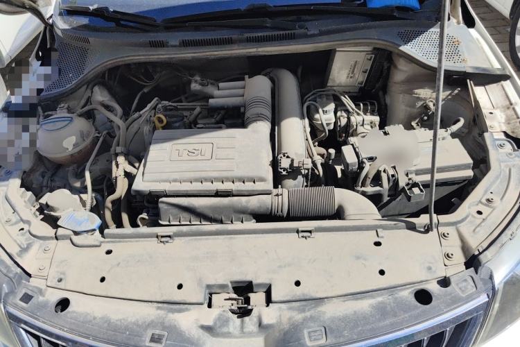 Used Skoda Rapid Spaceback 2014 1.4 TSI DSG Trend Edition Engine Bay