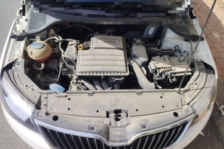 Used Skoda Rapid Spaceback 2014 1.6L Automatic Enjoyment Edition Engine Bay