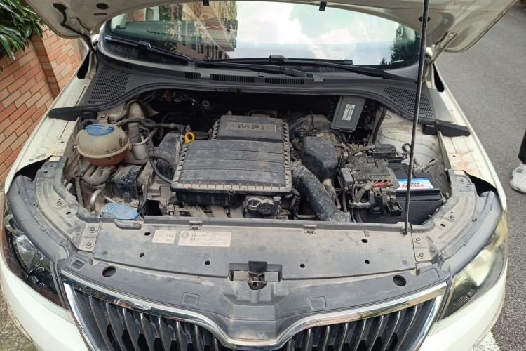 Used Skoda Rapid Spaceback 2014 1.6L Automatic Enjoyment Edition Engine Bay
