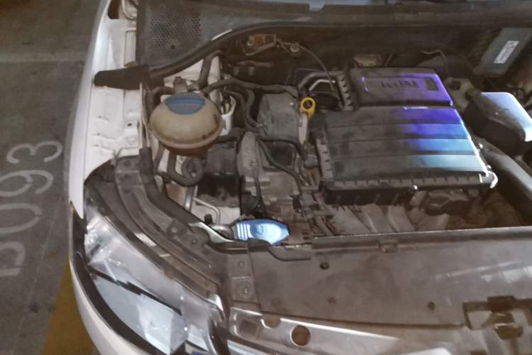 Used Skoda Rapid Spaceback  Engine Bay Right