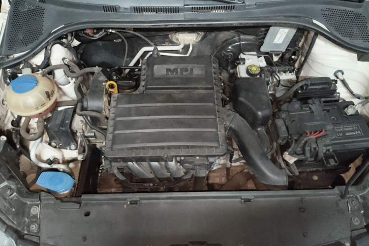 Used Skoda Rapid Spaceback 2014 1.6L Automatic Enjoyment Edition Engine Bay