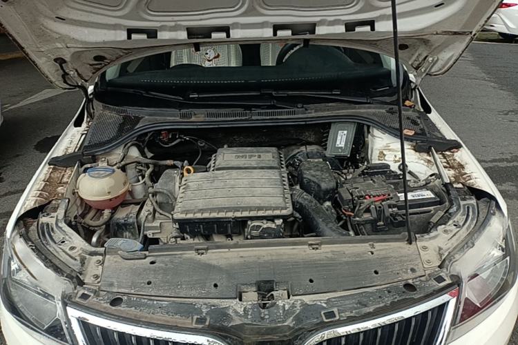 Used Skoda Rapid Spaceback 2014 1.6L Automatic Enjoyment Edition Engine Bay