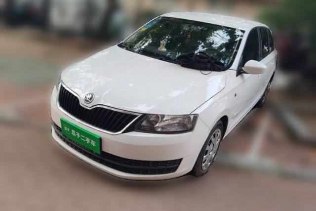 Used Skoda Rapid Spaceback 2014 1.6L Automatic Enjoyment Edition