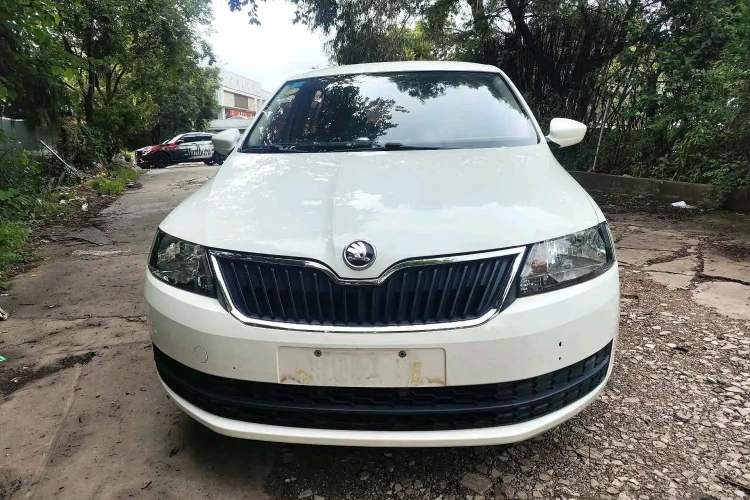 Used Skoda Rapid Spaceback 2014 1.6L Automatic Enjoyment Edition Exterior 1