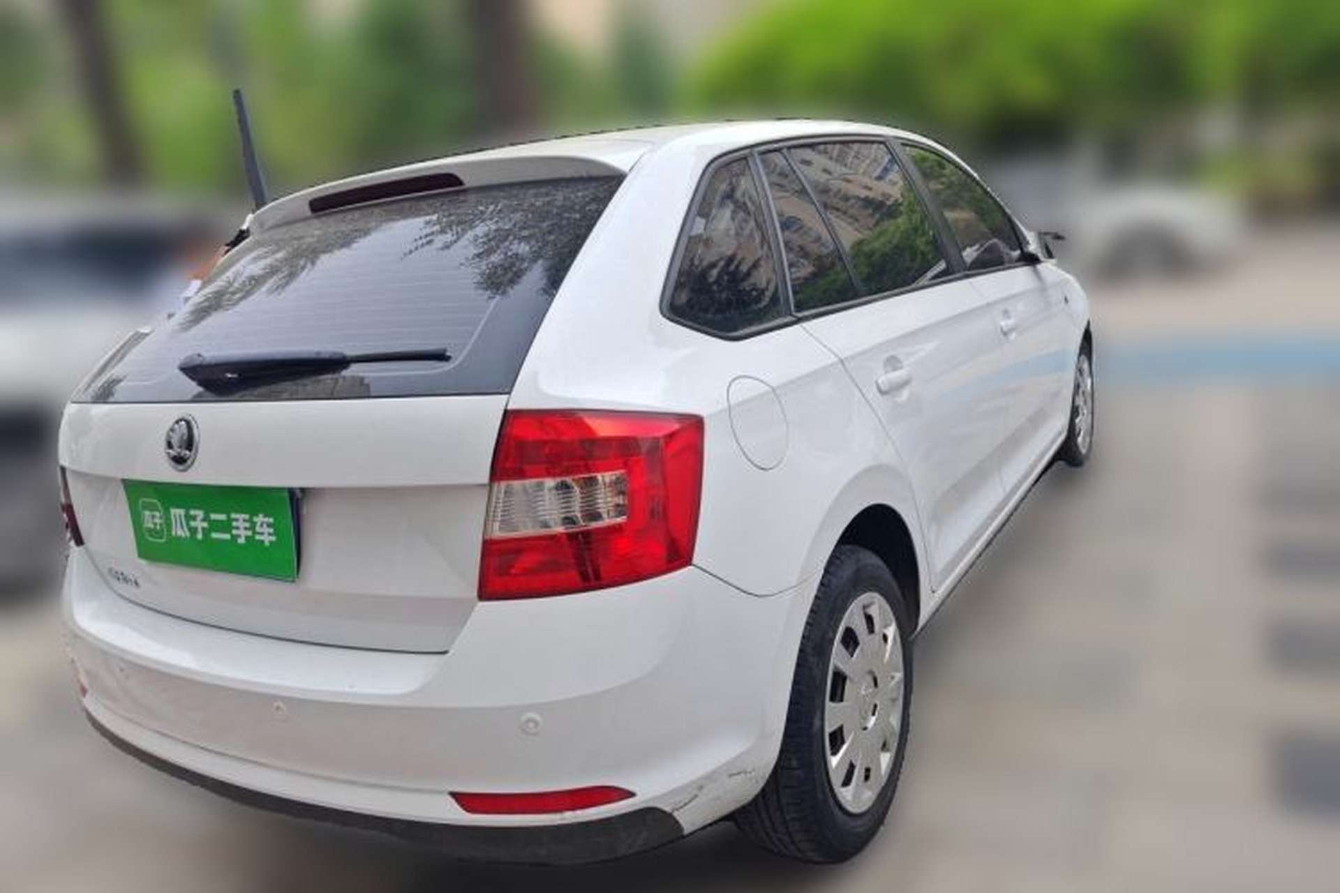Used Skoda Rapid Spaceback 2014 1.6L Automatic Enjoyment Edition Exterior 5