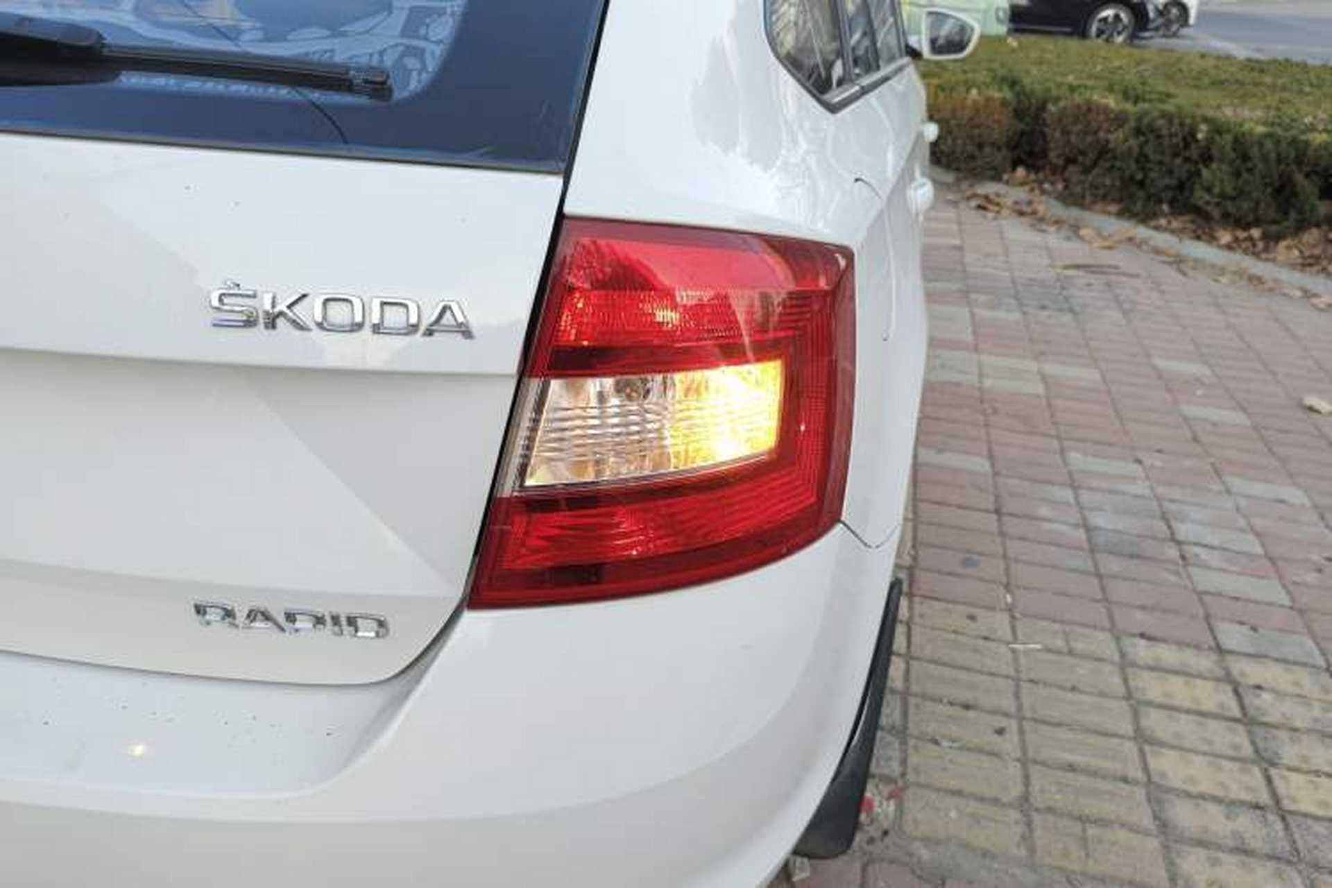 Used Skoda Rapid Spaceback 2014 1.6L Manual Enjoyment Edition Exterior 6