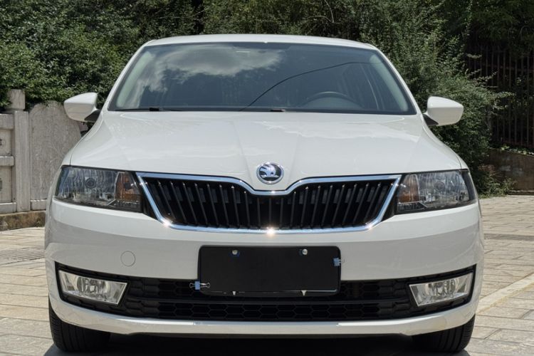 Used Skoda Rapid Spaceback 2014 1.6L Automatic Enjoyment Edition Exterior 6