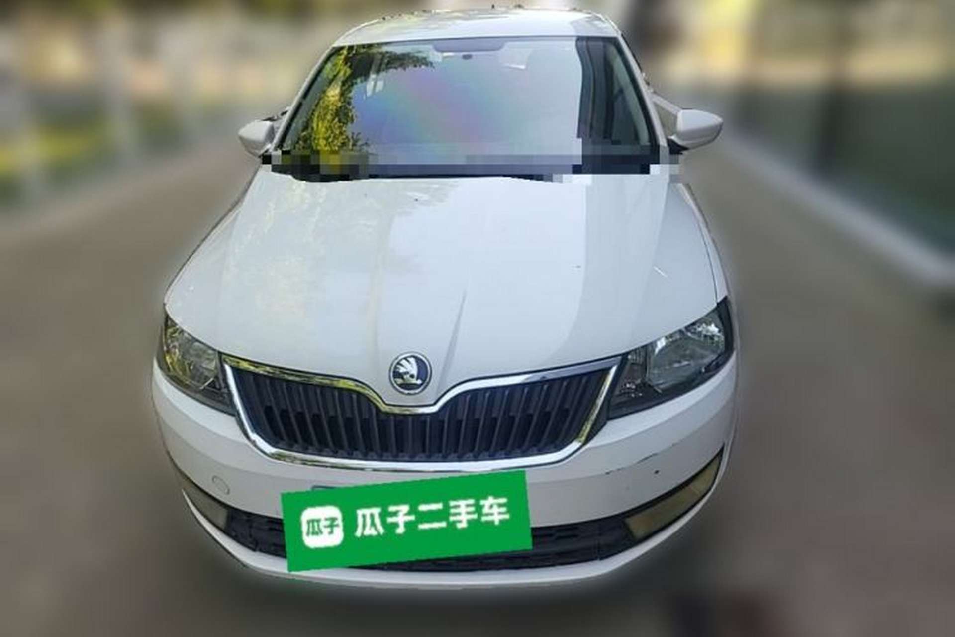 Used Skoda Rapid Spaceback 2014 1.6L Manual Enjoyment Edition Front