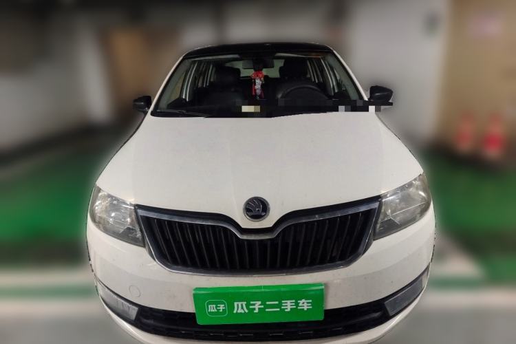 Used Skoda Rapid Spaceback 2014 1.6L Automatic Enjoyment Edition Front